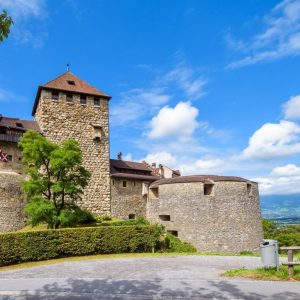 אי סים liechtenstein